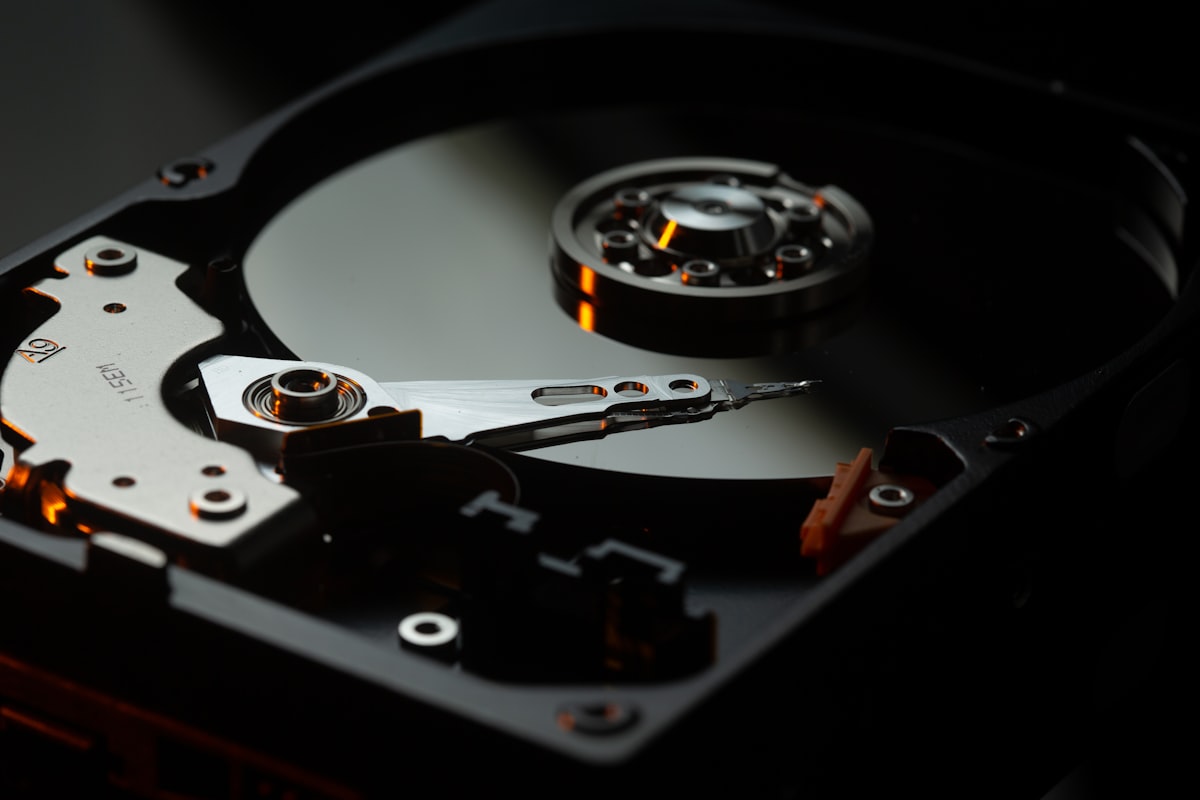 如何正确安装VMware vSphere ESXi 7.0系统？2026最新超详细安装教程与防踩坑指南